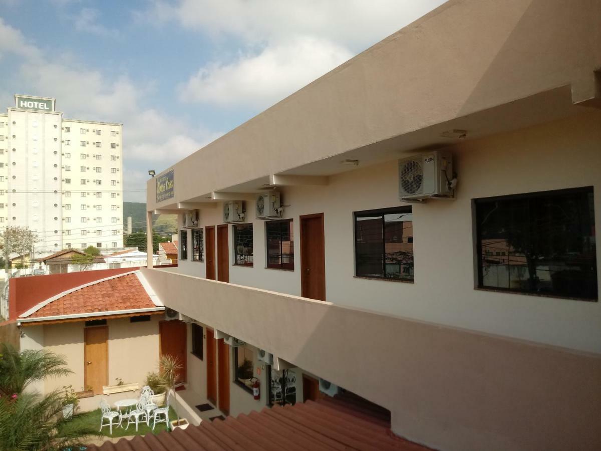 Pousada Nossa Casa อาปาเรซีดา ภายนอก รูปภาพ